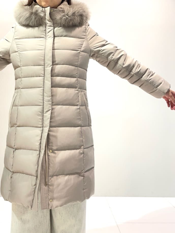 murayamaさんの「INDIVI｜【名品／撥水／抗菌防臭】ロング丈リサイクルダウンコート」を使ったコーディネート