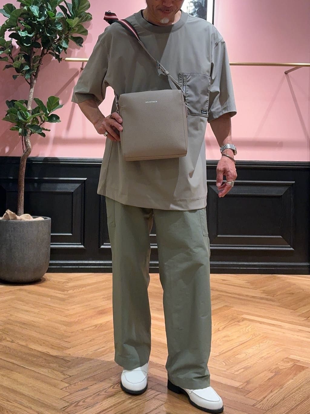 torigoeさんの「DRESSTERIOR｜ストレッチメッシュベルト」を使ったコーディネート