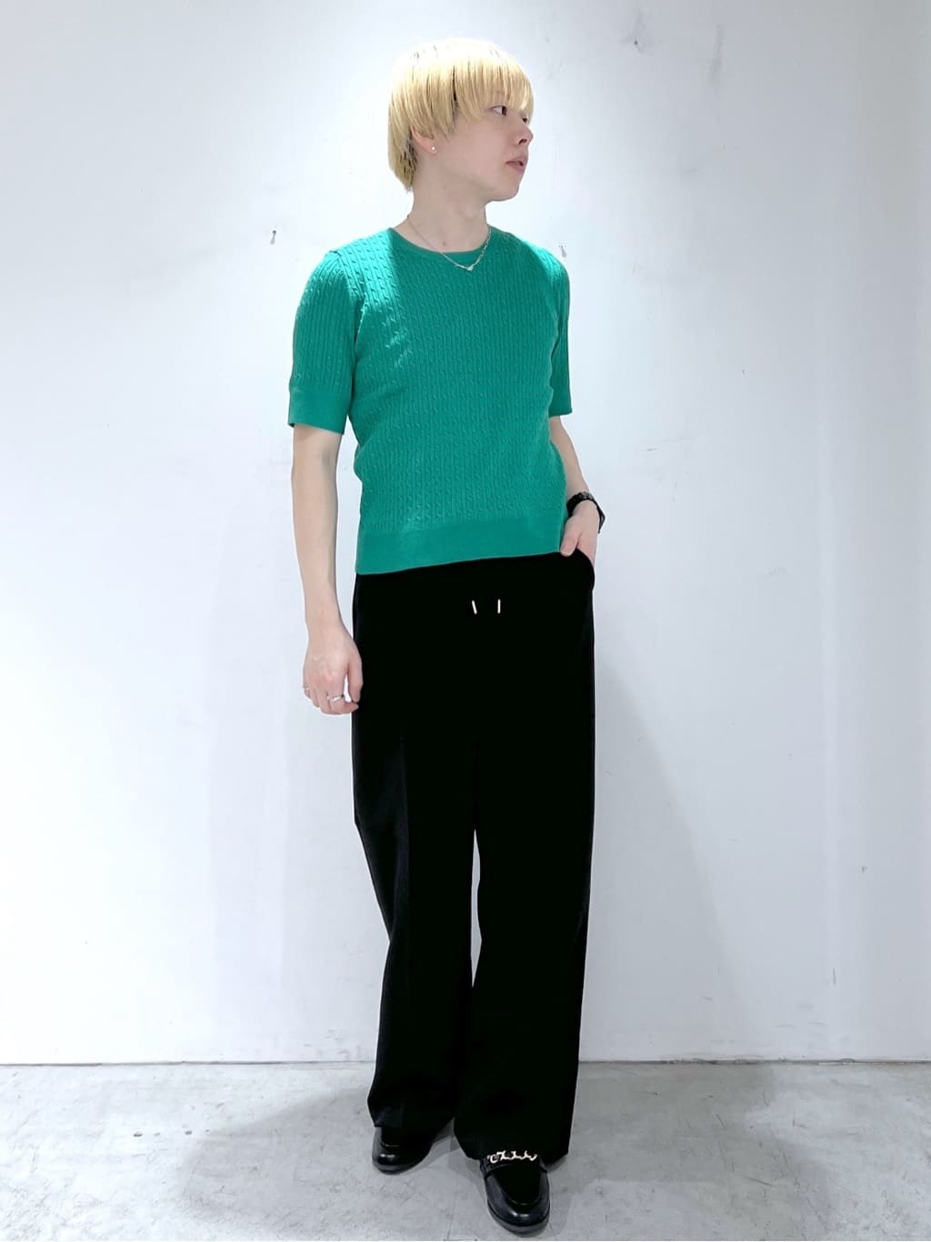 JINさんの「OPAQUE.CLIP｜ケーブルハーフスリーブニット【UVケア／洗濯機OK】《6col／S～LL》」を使ったコーディネート