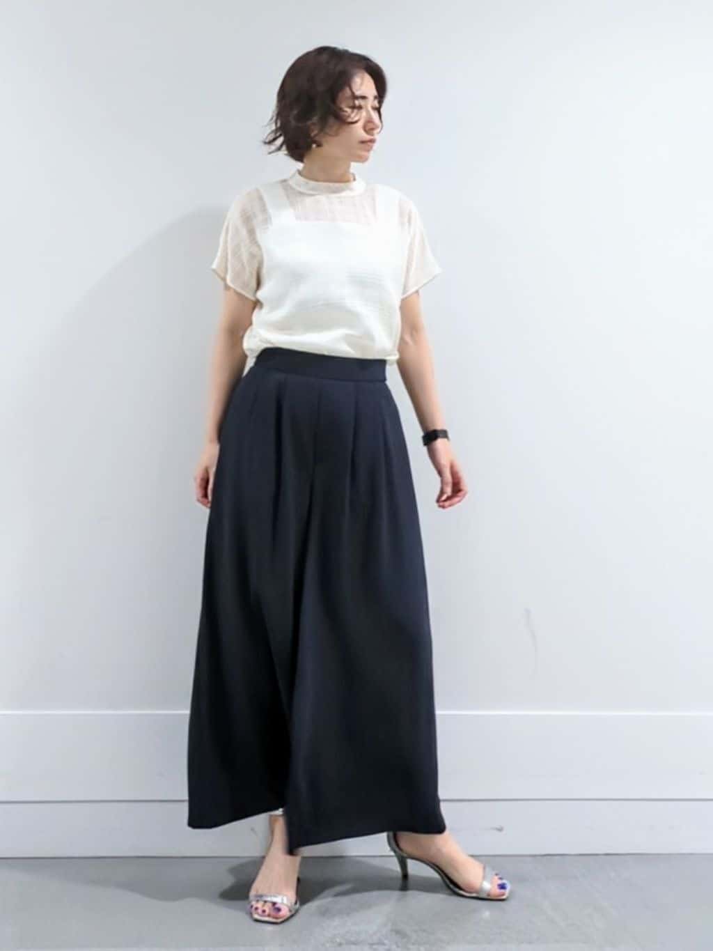 ミズタさんの「UNTITLED｜【シアー】チェックスタンドネックブラウス」を使ったコーディネート