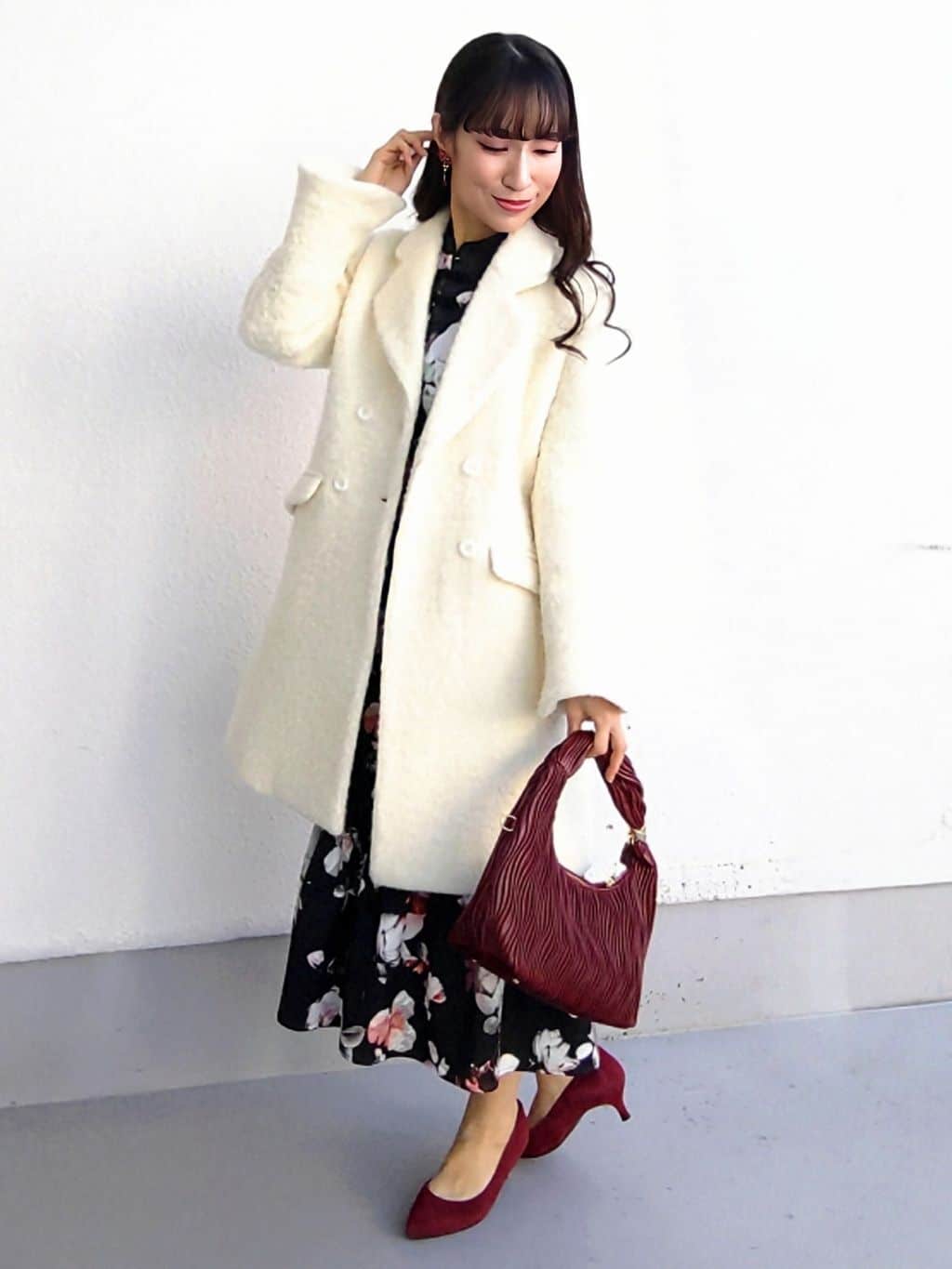 keinaさんの「SunaUna｜【COLLECTION LINE】ブークレーコート」を使ったコーディネート