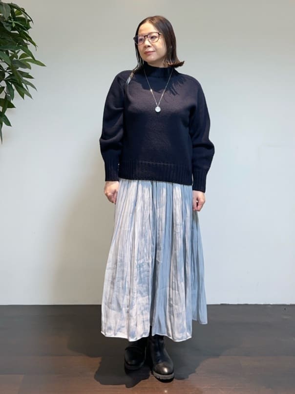 Asamiさんの「UNTITLED｜トリプルワントップペンダント」を使ったコーディネート