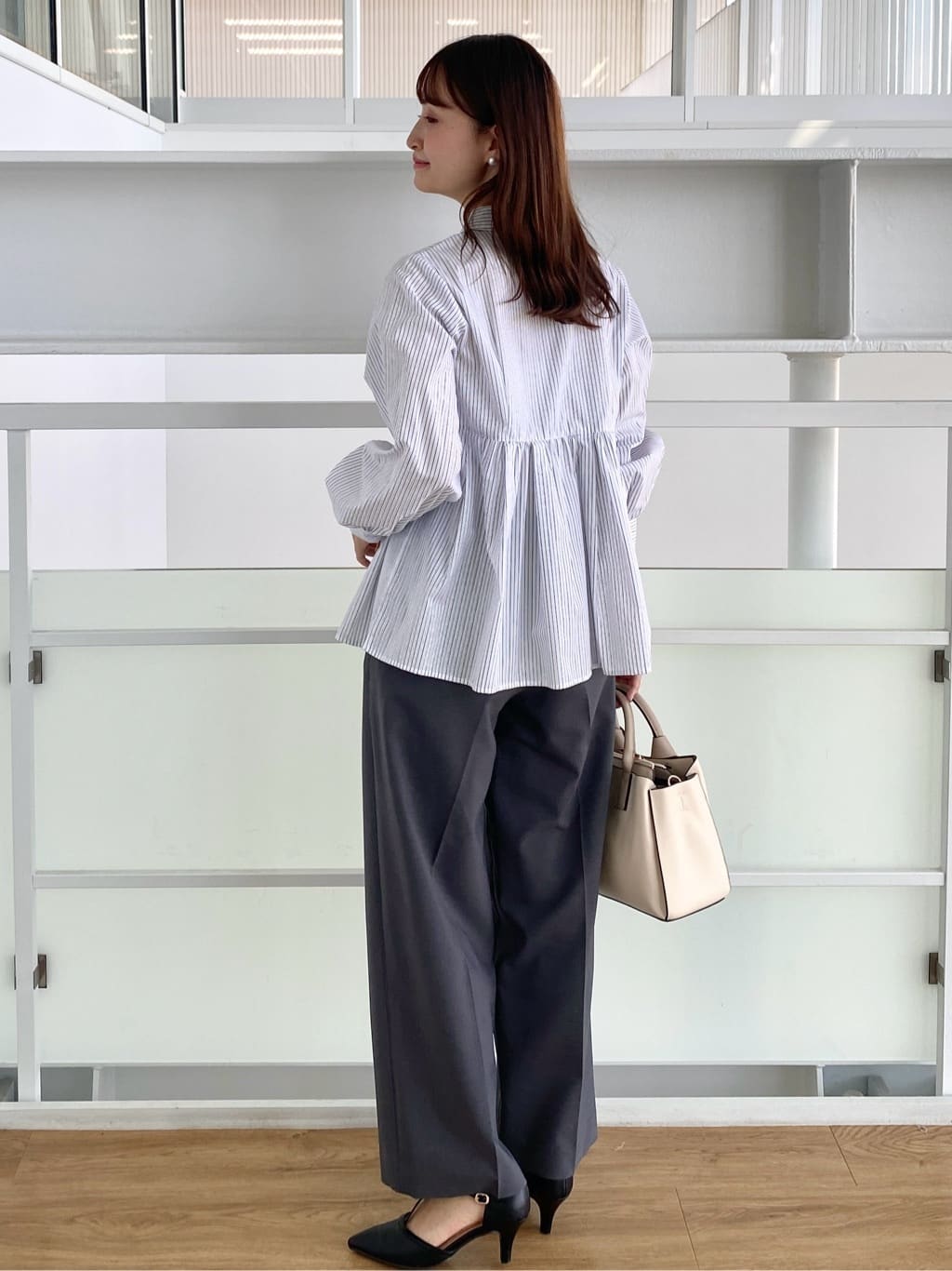 みさかさんの「index｜ストレッチ2タックワイドパンツ【洗濯機洗い可／接触冷感／吸水速乾】」を使ったコーディネート