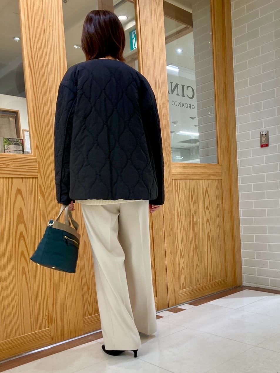 ゆうさんの「UNTITLED｜【重ね着もおすすめ/洗える】ウールカシミヤ クルーネックニット」を使ったコーディネート
