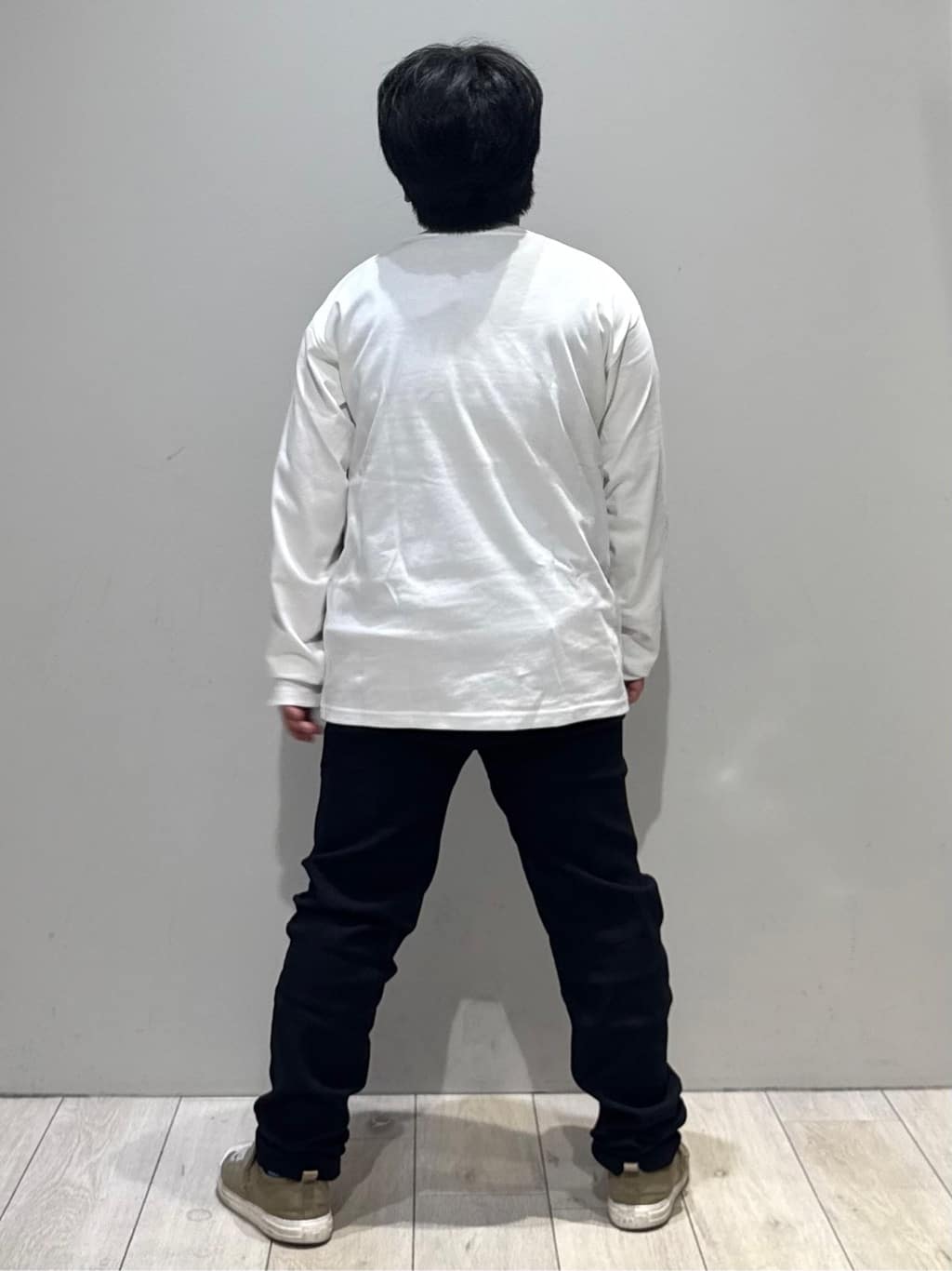 kuboさんの「THE SHOP TK｜【110-160/洗濯機OK】切り替え長袖Tシャツ」を使ったコーディネート