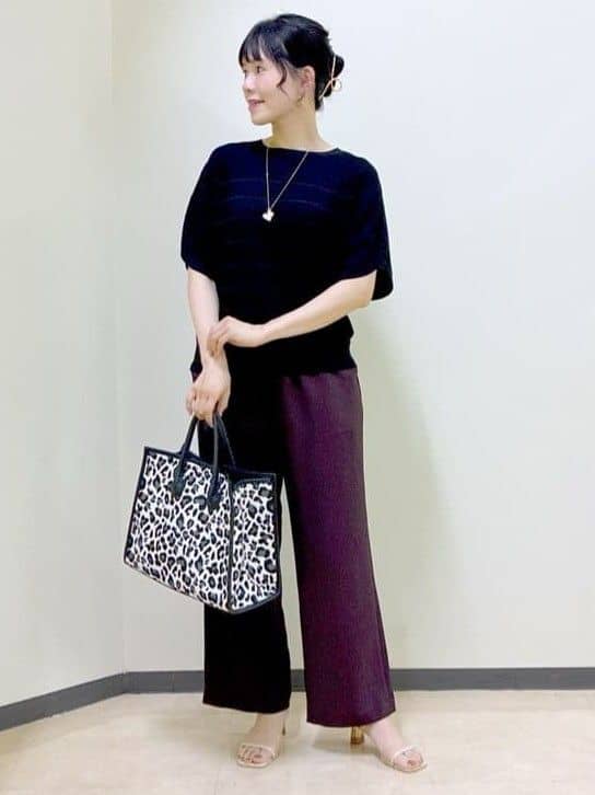  beni_gingerさんの「Reflect｜【接触冷感／マシンウォッシュ可／ウエスト総ゴム】ワイドシルエットパンツ」を使ったコーディネート