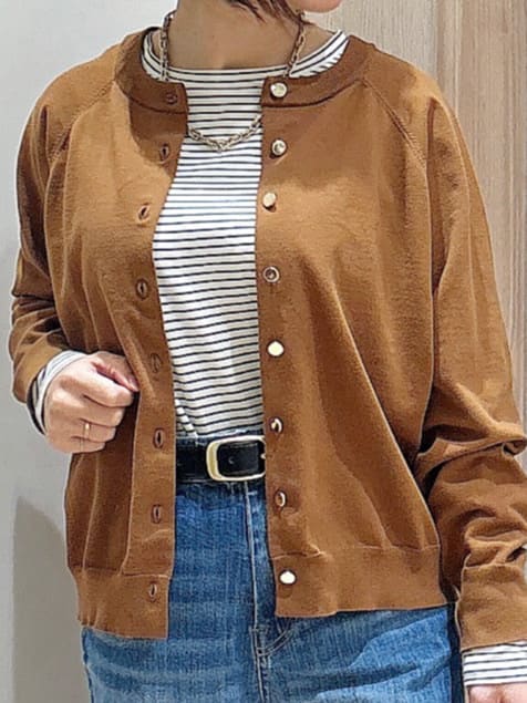 MIYUさんの「grove｜【洗える】シンプルに映える、ラグランスリーブカーディガン」を使ったコーディネート