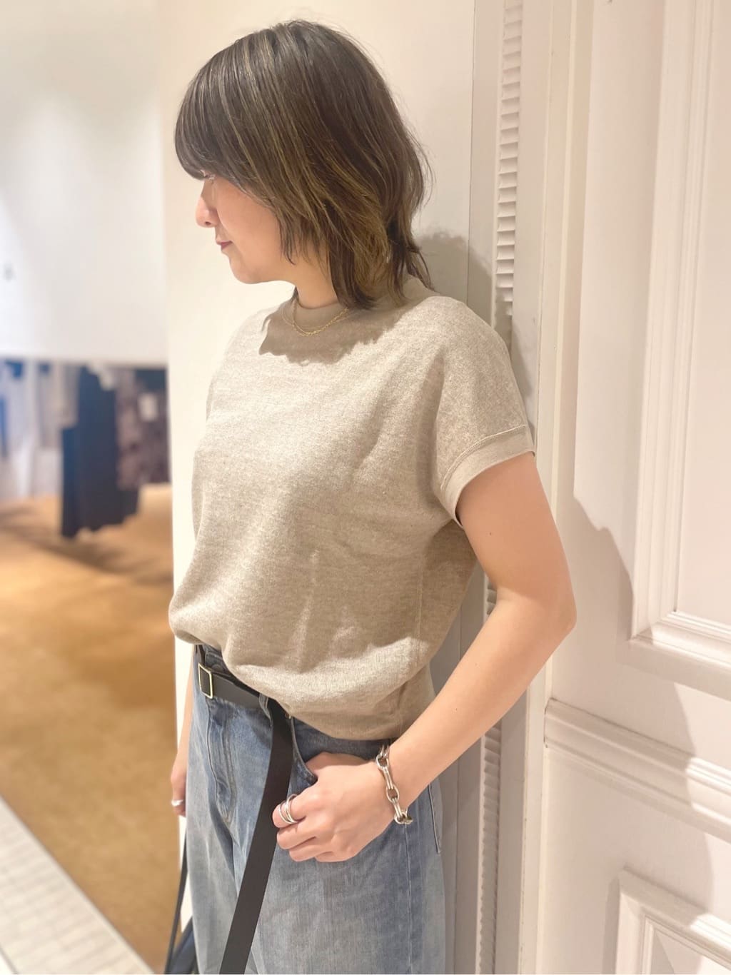 makiさんの「DRESSTERIOR｜ヴィンテージ加工ワイドデニムパンツ」を使ったコーディネート