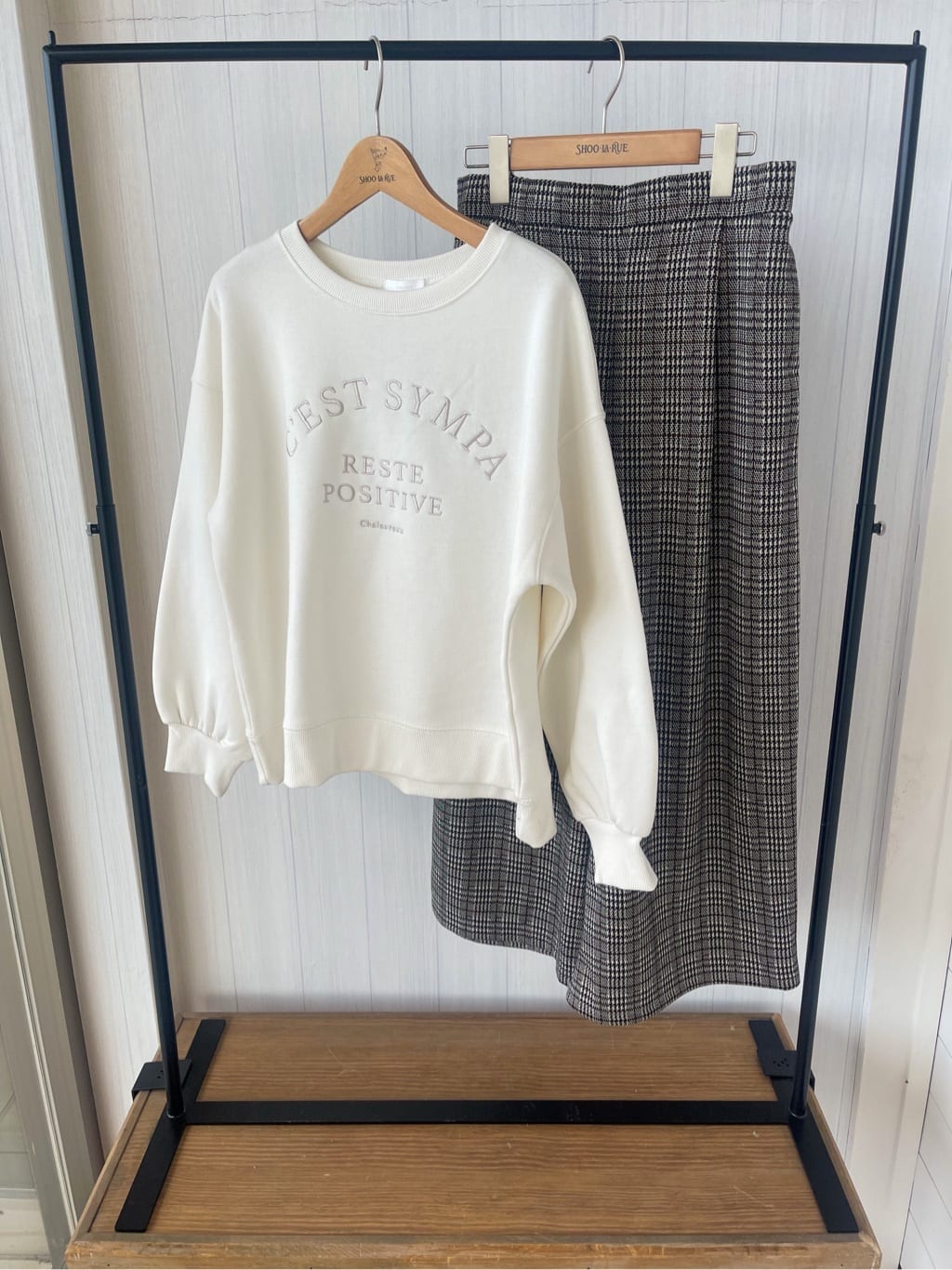 ほうじ茶さんの「SHOO･LA･RUE｜」を使ったコーディネート