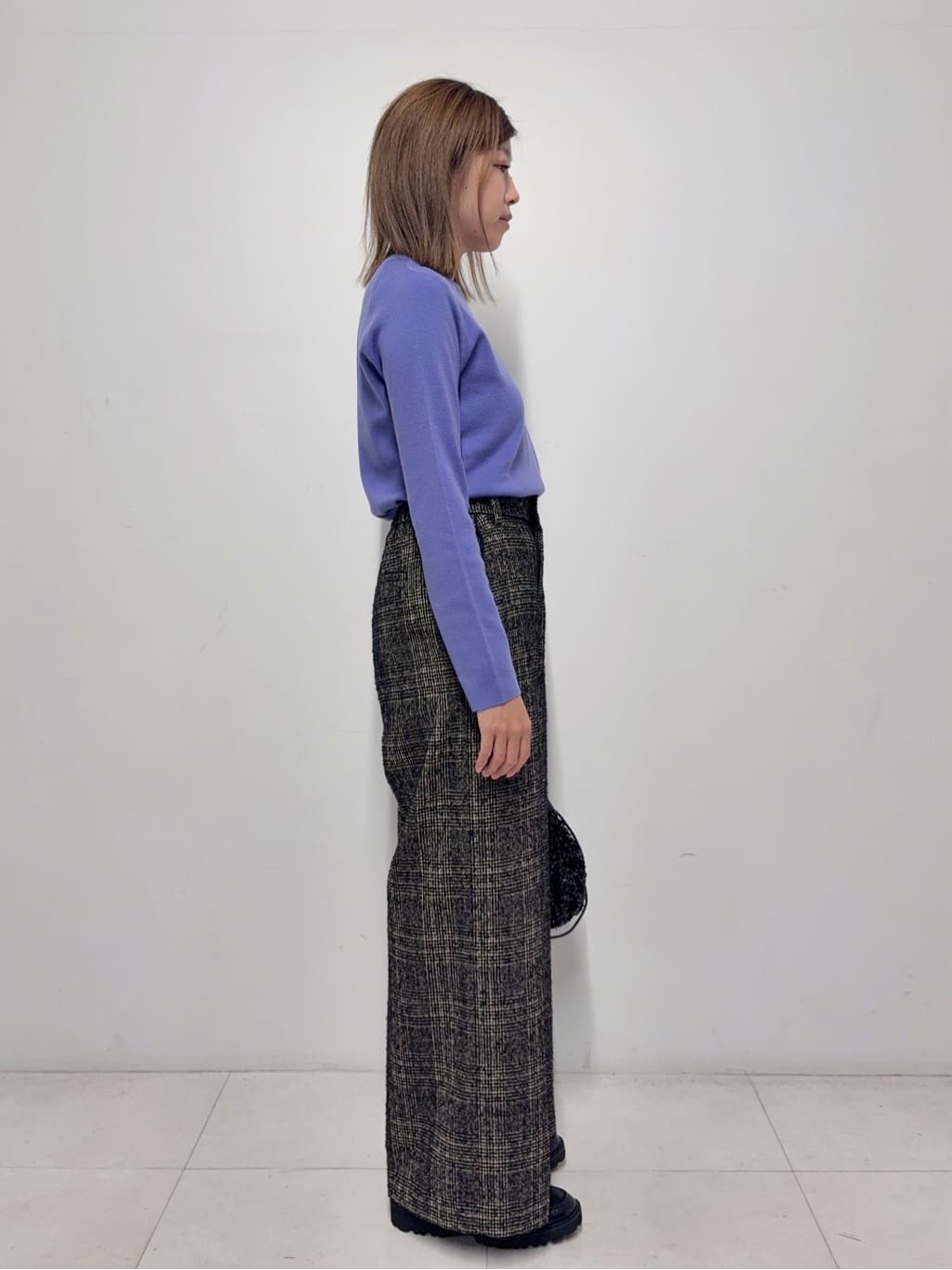 Nishijimaさんの「DRESSTERIOR｜ストレッチフルニードルニット」を使ったコーディネート