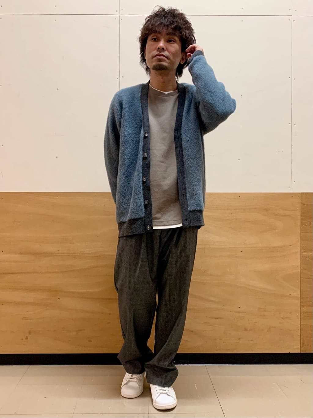 MATUさんの「THE SHOP TK｜配色シャギーニットカーディガン ユニセックスでおすすめ！」を使ったコーディネート