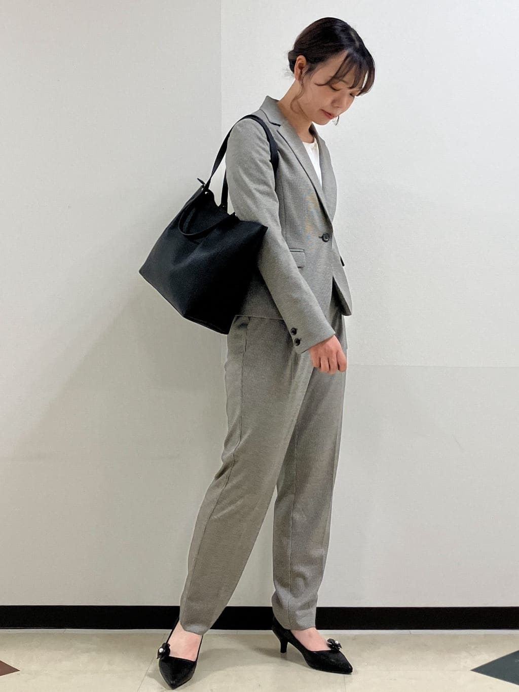 MAYUKIさんの「index｜《5色展開／XS-LLサイズ》ストレッチテーラードジャケット／セットアップ対応【イージーアイロン】」を使ったコーディネート