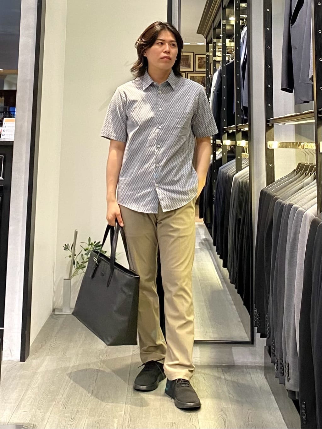 nishiさんの「TAKEO KIKUCHI｜コーデュラ（R） コーティング トートバッグ」を使ったコーディネート