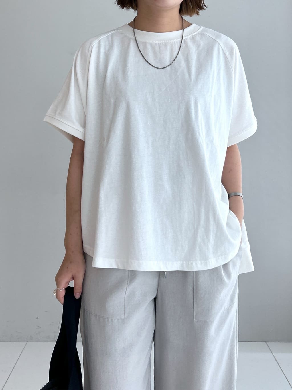 Hirokaさんの「Dessin｜【マシンウォッシャブル・A4収納可】ランダムボーダーニットBAG」を使ったコーディネート