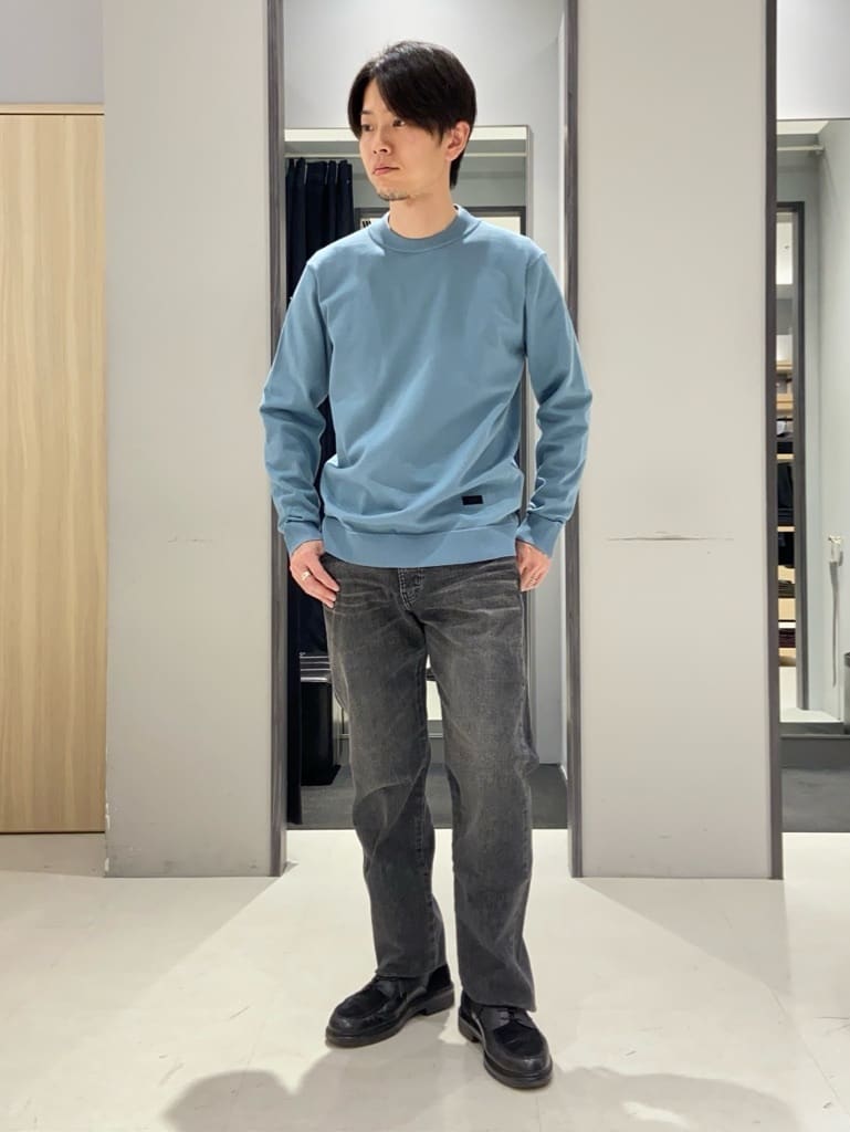 わいずみさんの「TAKEO KIKUCHI｜【モンスターストレッチ】日本製 ウォッシュド デニムパンツ」を使ったコーディネート