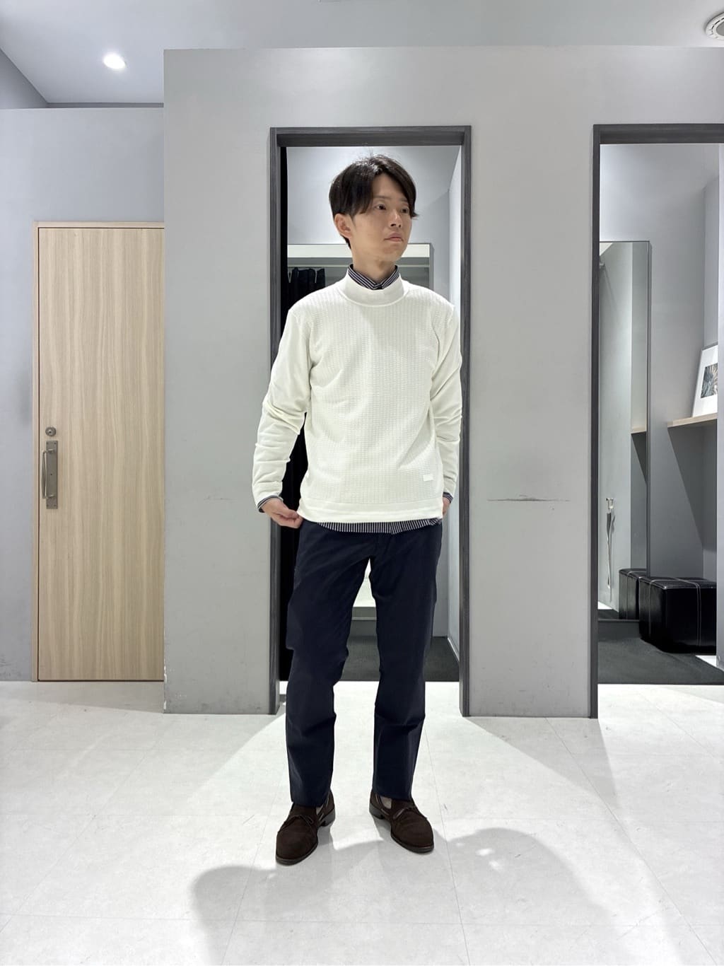 わいずみさんの「TAKEO KIKUCHI｜【ウールカシミヤブレンド】ビーバー調 スタンドカラー コート」を使ったコーディネート