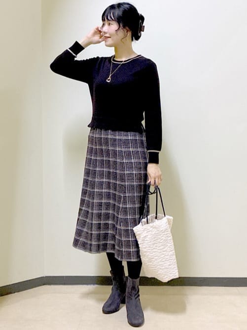  beni_gingerさんの「Reflect｜【コートインでもすっきり◎】チェック柄ニットドッキングワンピース」を使ったコーディネート