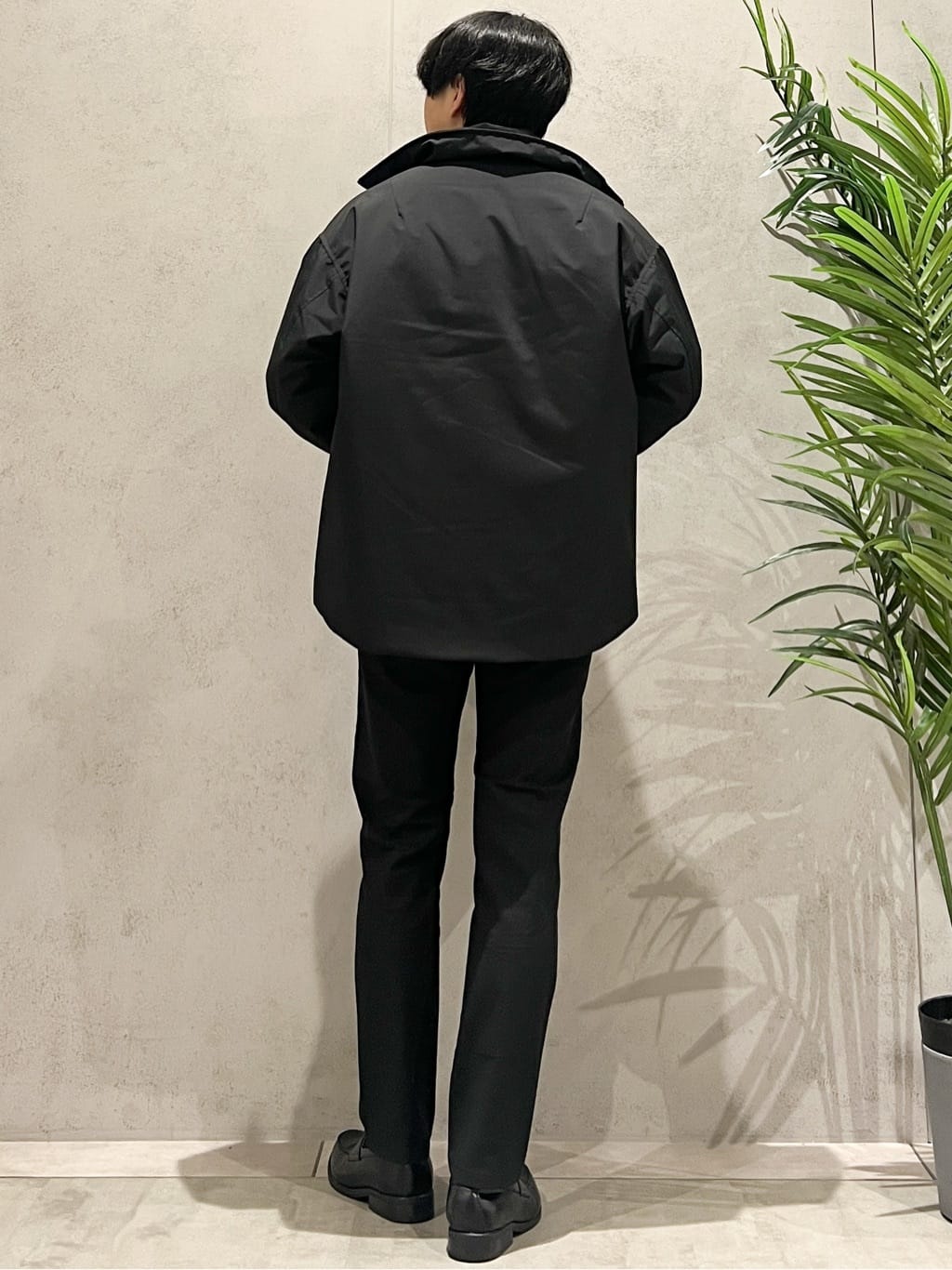 SHI-MAさんの「THE SHOP TK｜【大人の上品カジュアルを叶える】ハグするニット 洗濯機OK／6色展開」を使ったコーディネート