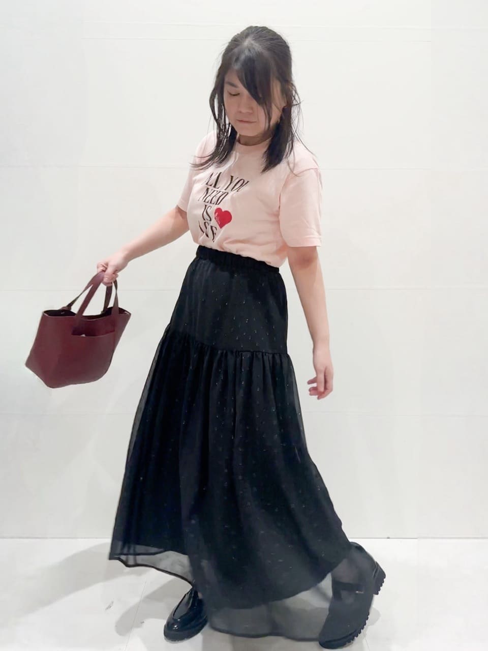Minさんの「OPAQUE.CLIP｜ロックTシャツ別注アソート【GREEN DAY／METALLICA／THE BEATLES】」を使ったコーディネート