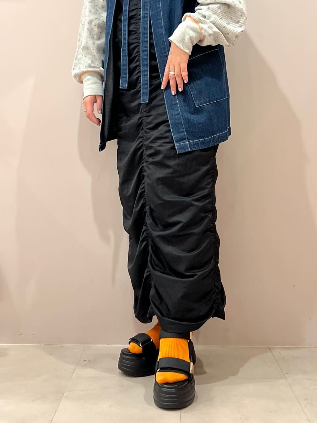 TAKAさんの「ESPERANZA｜厚底フラットスポサン」を使ったコーディネート