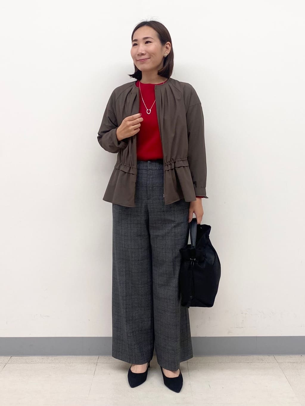 YUKARIさんの「INDIVI｜【洗える／選べる8色】トーンアップニット」を使ったコーディネート