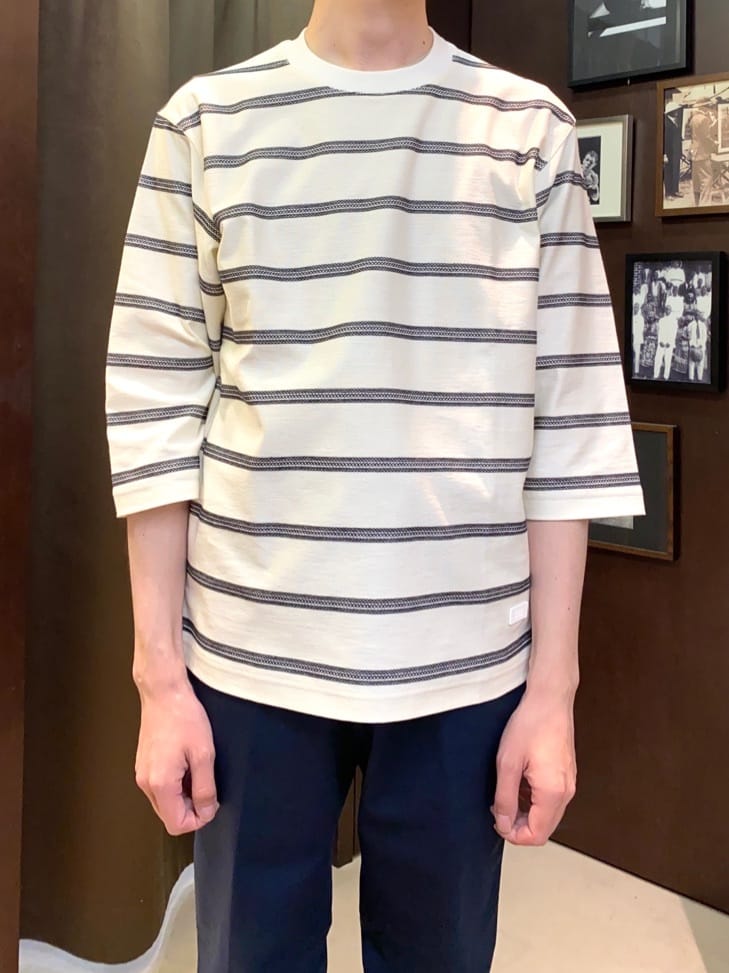 コバヤシさんの「TAKEO KIKUCHI｜【オフィスカジュアル対応】ドレス チノパンツ」を使ったコーディネート