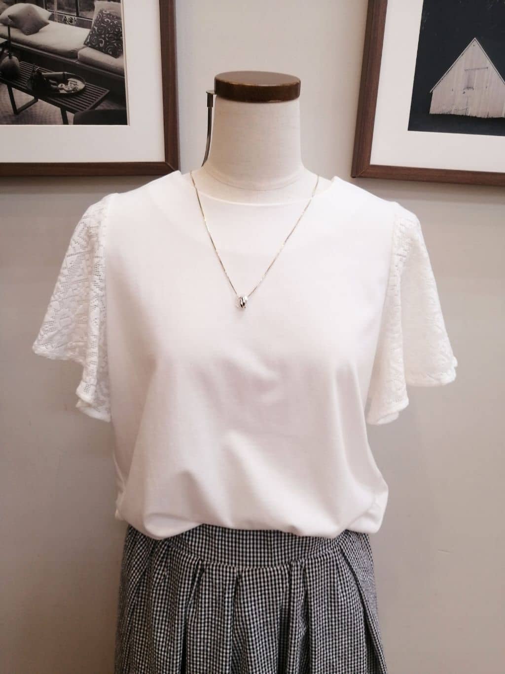 maiさんの「SHOO･LA･RUE｜◆【洗える/S-LL】ナチュラル感が上品 サッと羽織れるカーディガン」を使ったコーディネート