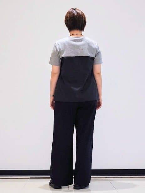 gissyさんの「INDIVI｜【褒められパンツ／洗える／ウエストゴム】ワイドタックパンツ」を使ったコーディネート