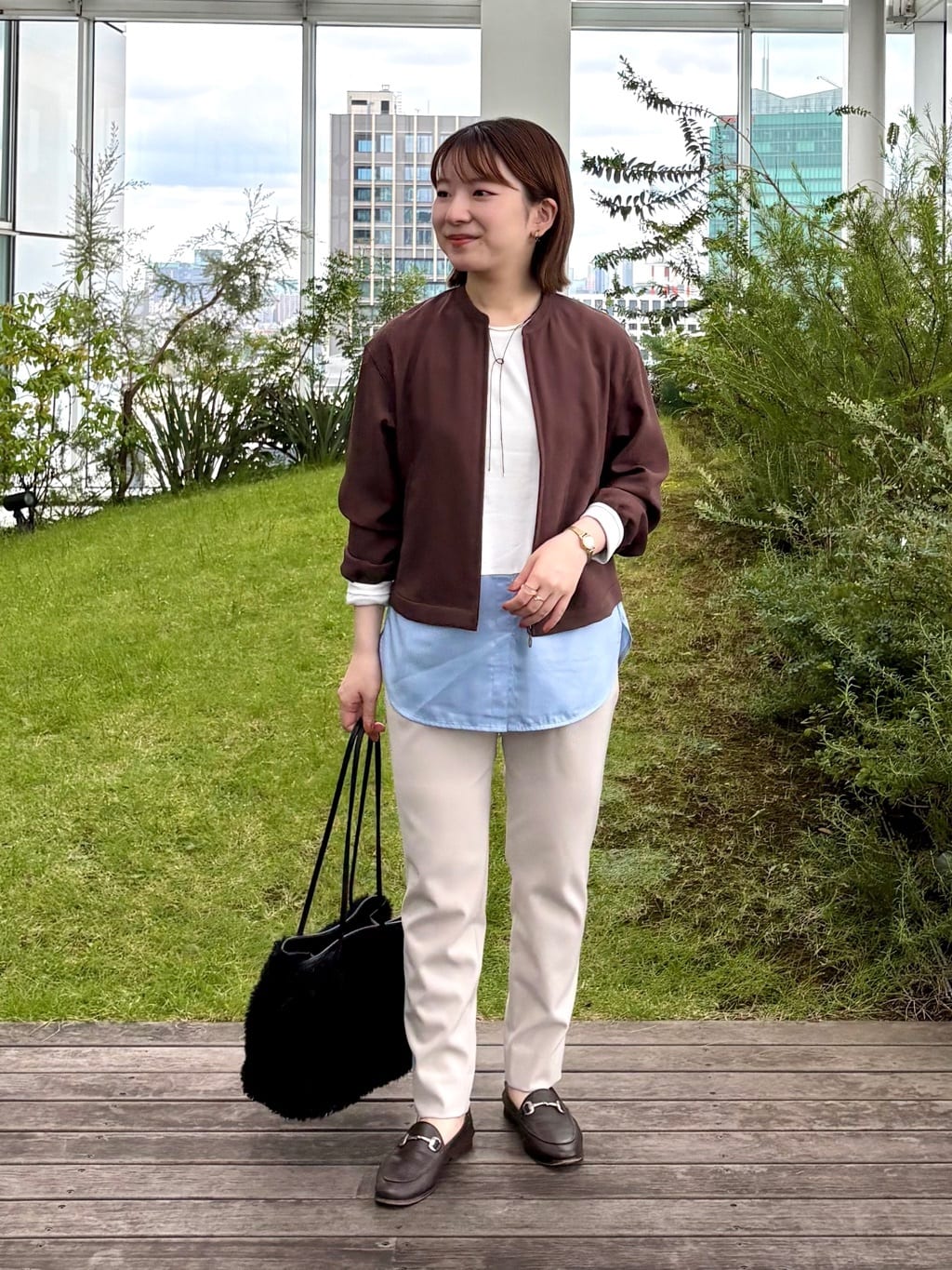 sakuさんの「INDIVI｜【洗える／UVケア／吸汗速乾】ジョーゼットライトブルゾン」を使ったコーディネート