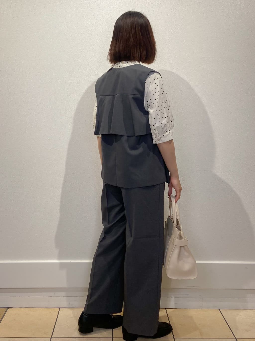 kimiさんの「index｜バックフリルデザインジレ／セットアップ可【洗濯機洗い可／接触冷感／吸水速乾／ストレッチ】」を使ったコーディネート