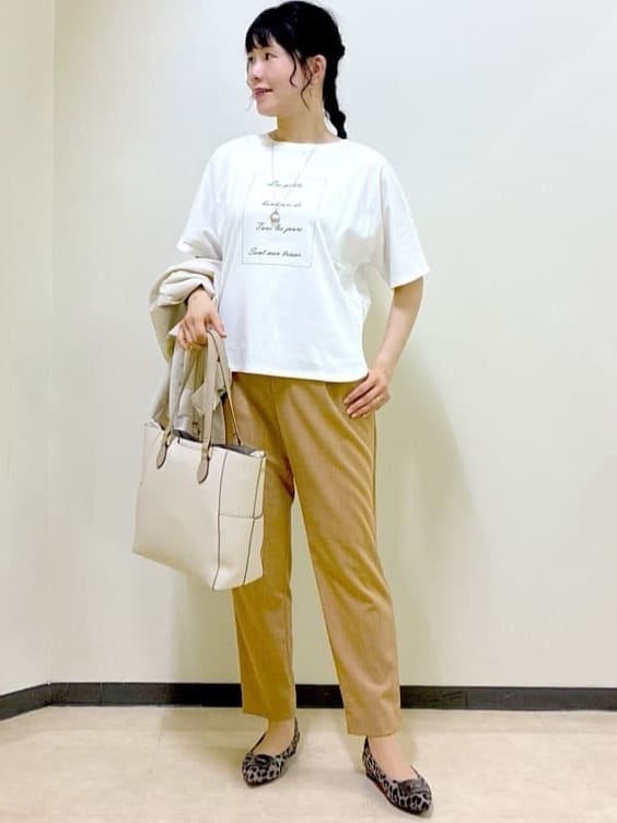  beni_gingerさんの「Reflect｜【マシンウォッシュ可／ウエストゴム仕様】キレイめリラクシーパンツ」を使ったコーディネート