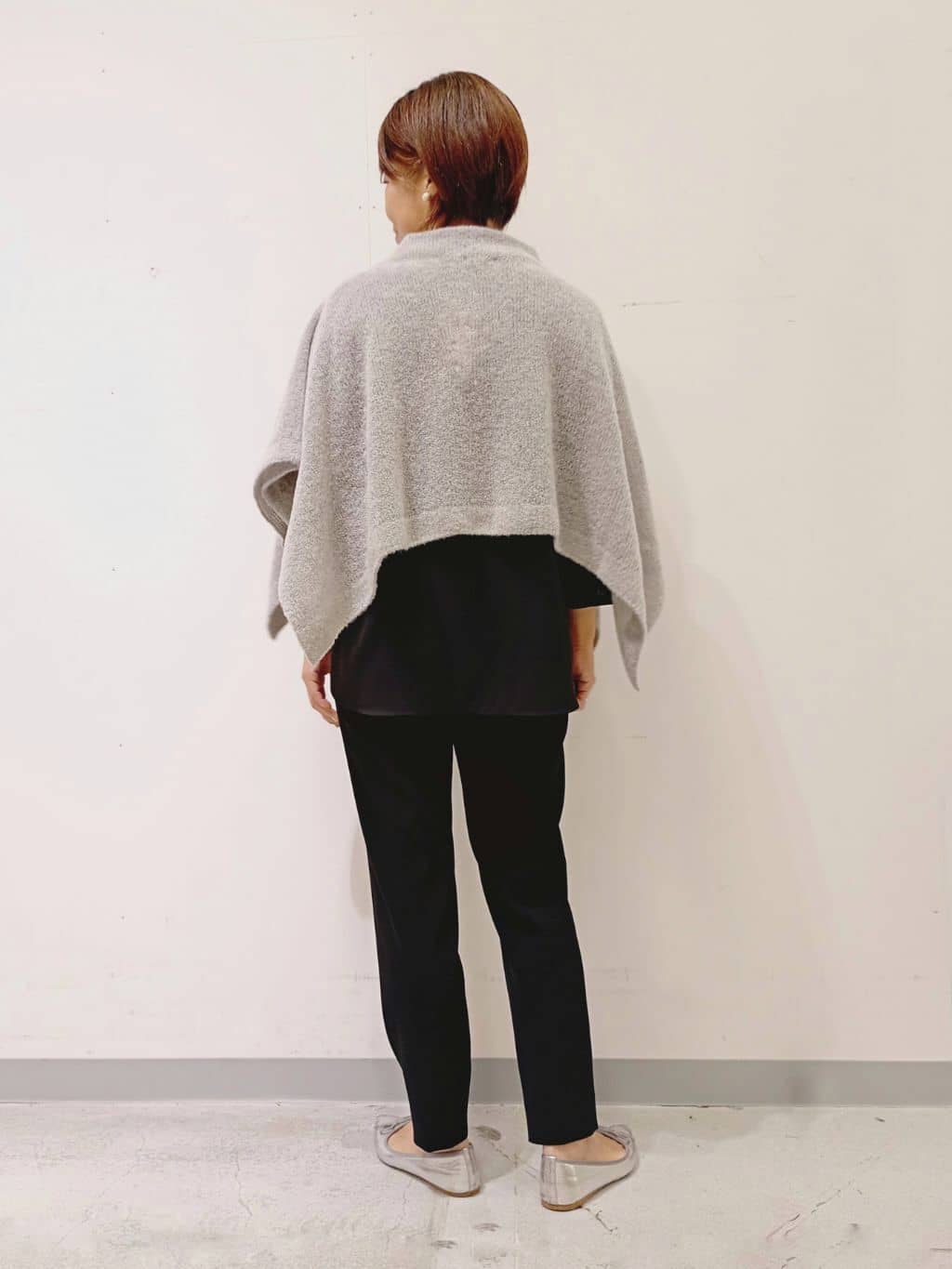 Kさんの「INDIVI｜【エアリー素材】ブークレケープポンチョ」を使ったコーディネート