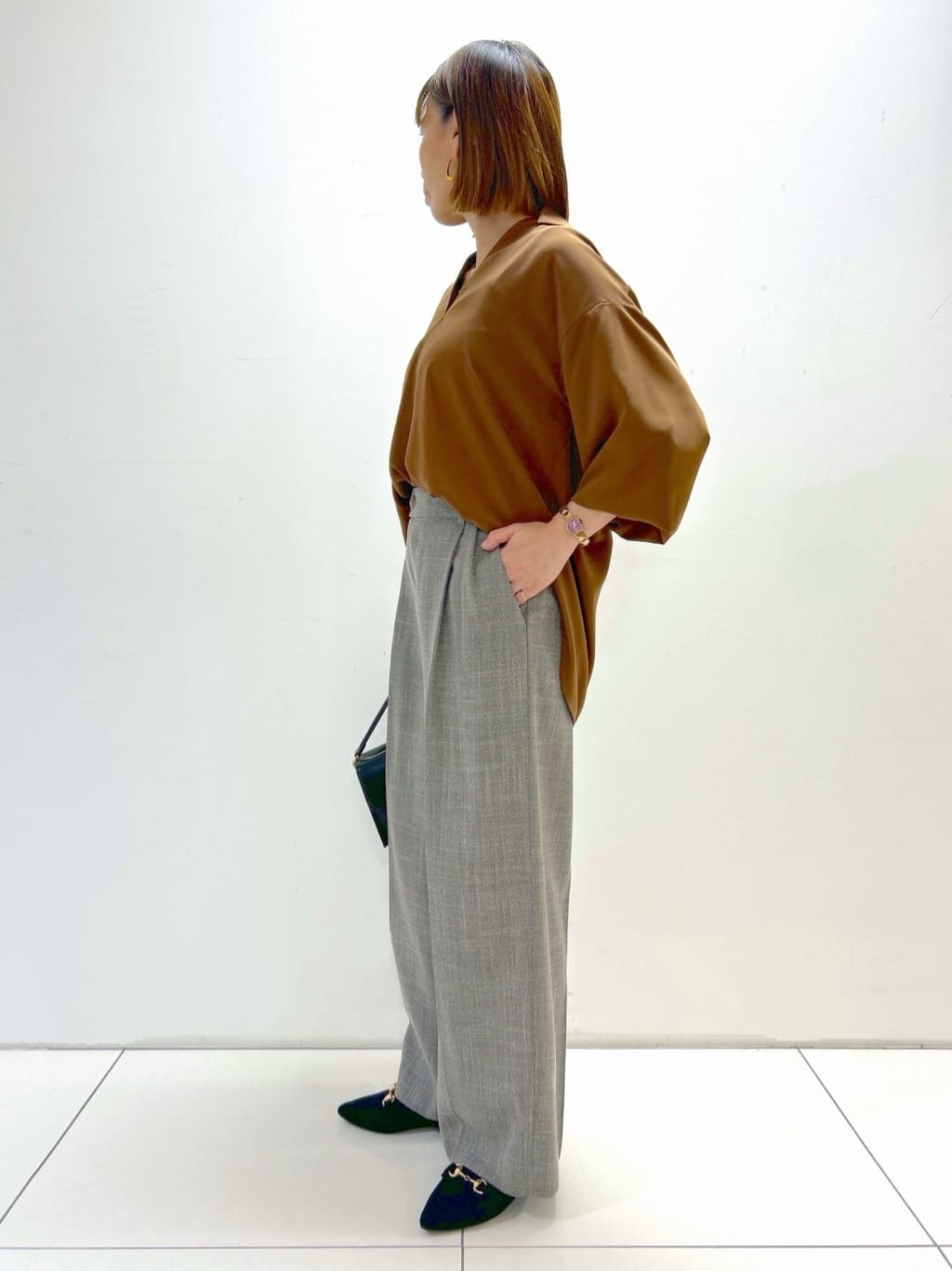 hacoさんの「UNTITLED｜【セットアップ可/スキッパー/ゆったり】リラクパウダーシャツ」を使ったコーディネート
