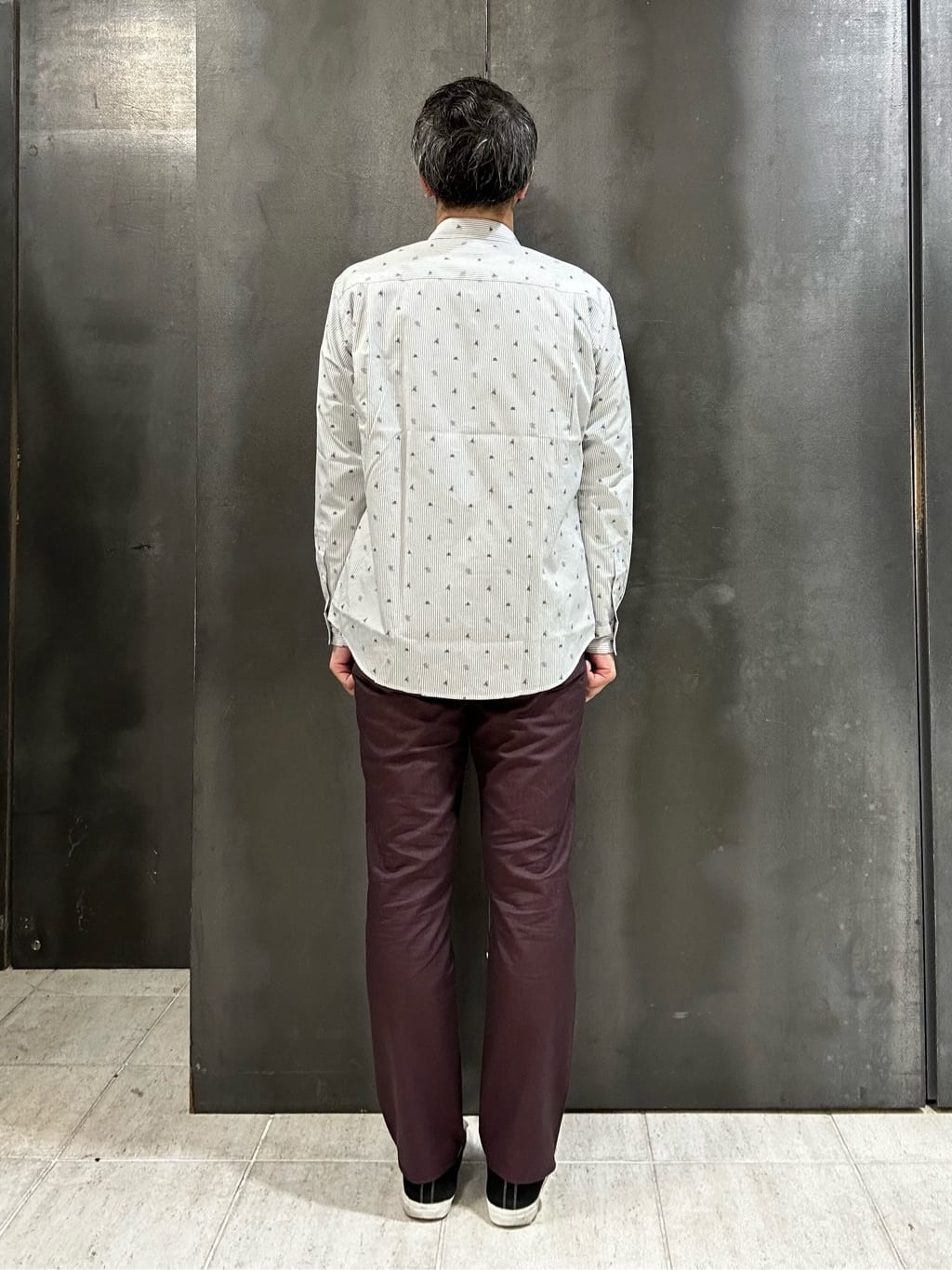 coheyさんの「TAKEO KIKUCHI｜【全7サイズ&times;8色展開！】トップマルチヘリンボン パンツ」を使ったコーディネート
