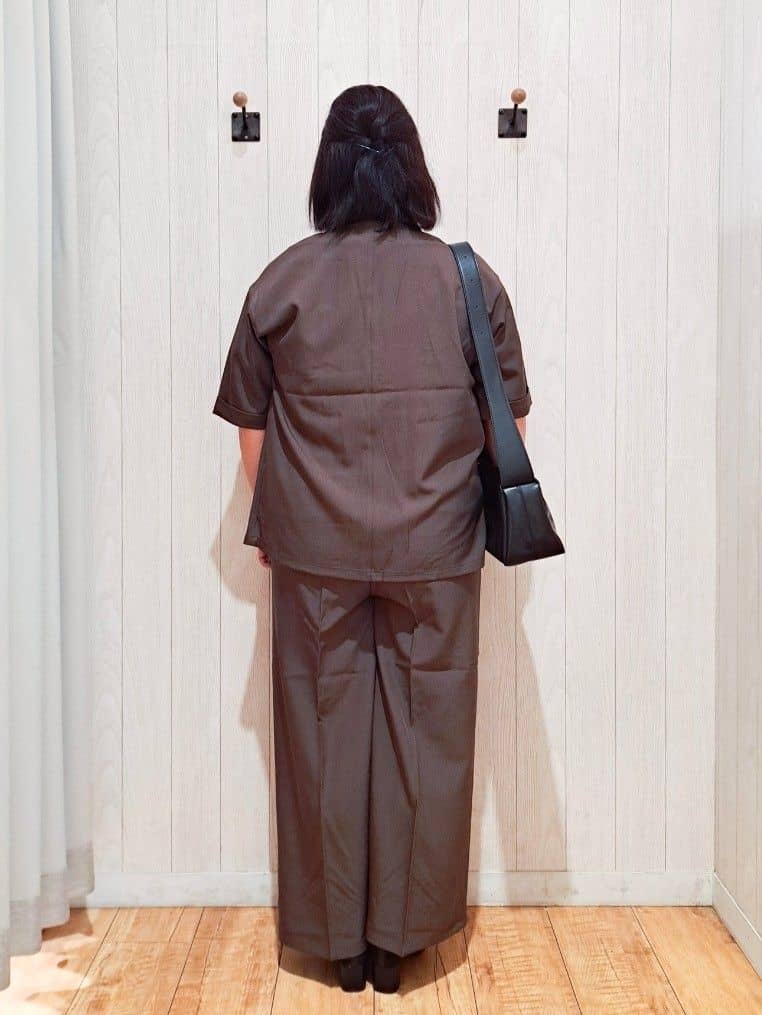 kotomiさんの「SHOO･LA･RUE｜【セットアップ可/洗濯後しわになりにくい】5分袖テーラードジャケット」を使ったコーディネート