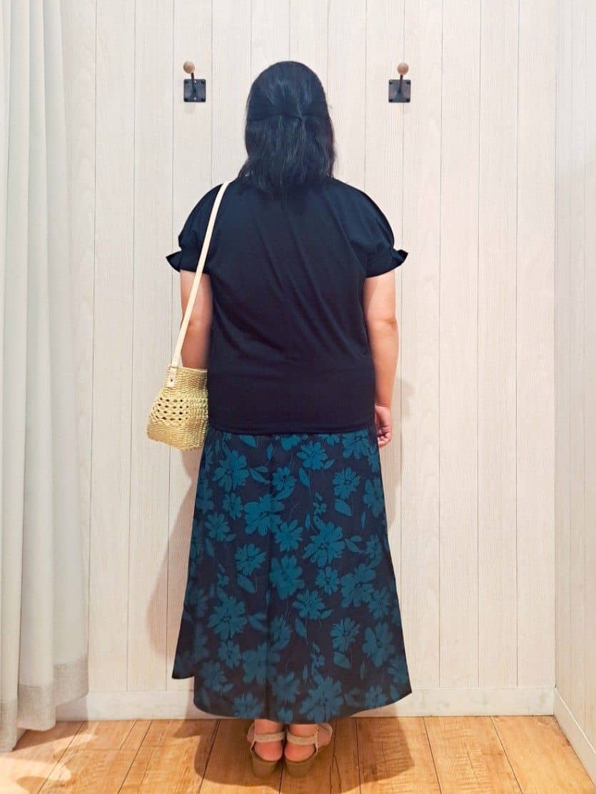 kotomiさんの「SHOO･LA･RUE｜【S-LL/UV/プチプラ】お袖タックで好印象 デザインTシャツ」を使ったコーディネート
