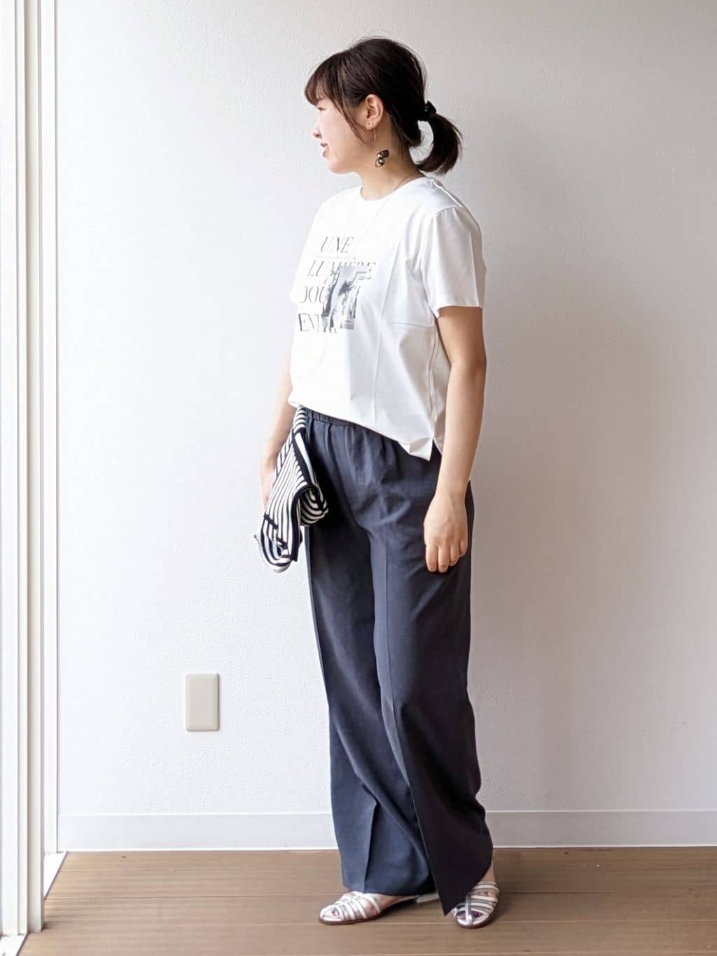 なみきさんの「UNTITLED｜【UV/はっ水/セットアップ可】リラククールパンツ」を使ったコーディネート