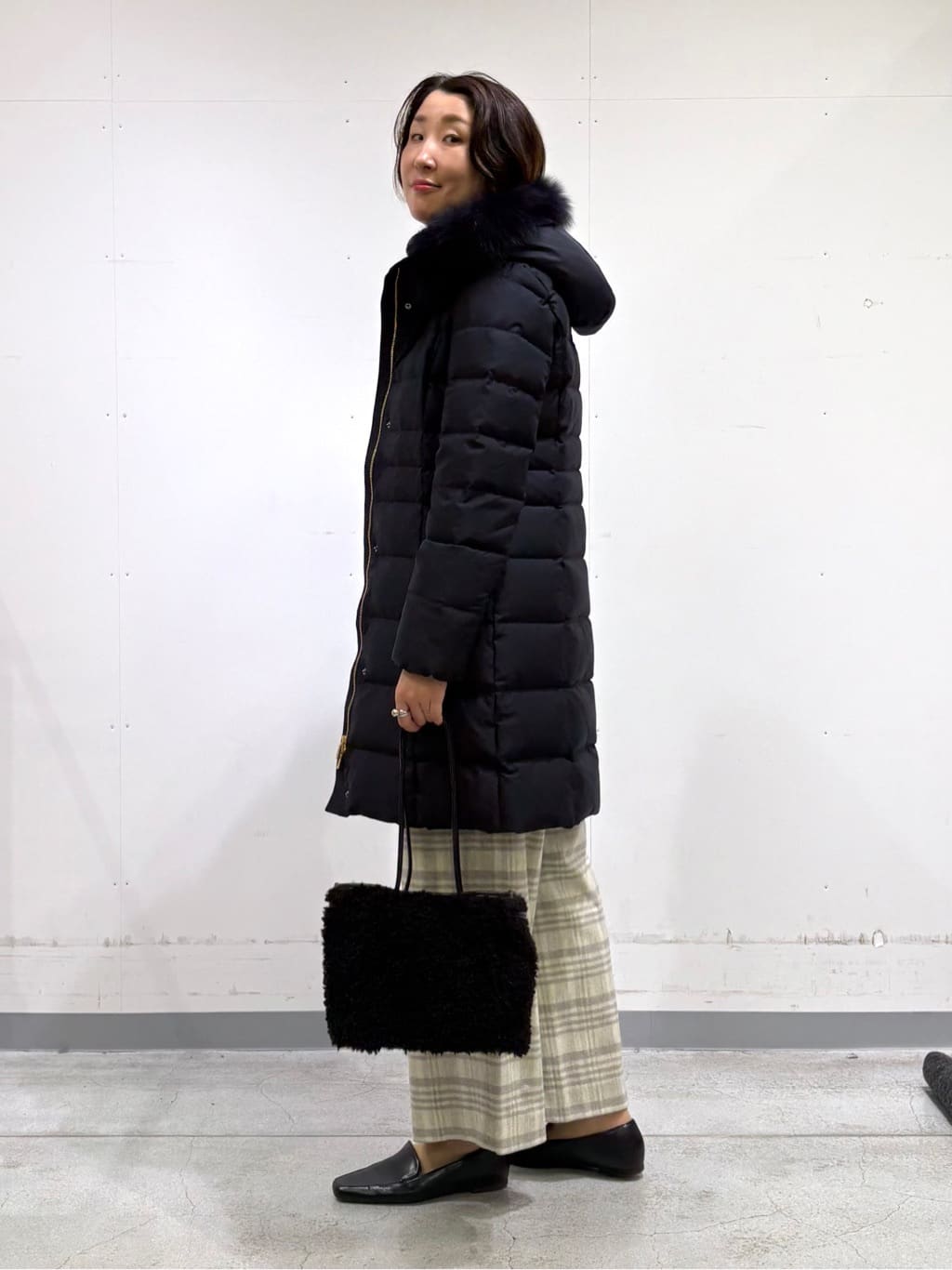 yuriさんの「INDIVI｜【洗える／毛玉になりにくい】エクストラファインウール リブタートルニット」を使ったコーディネート