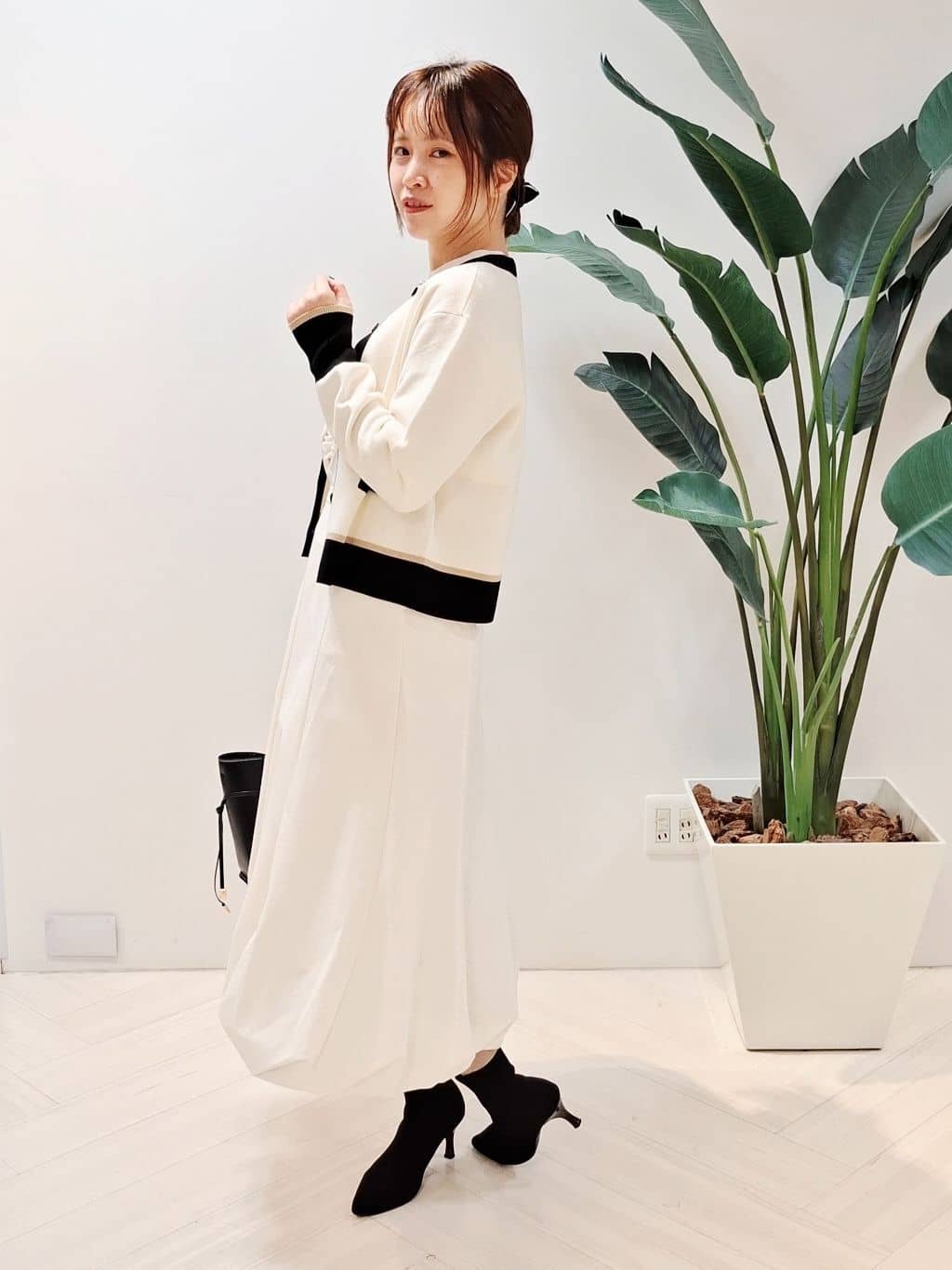 YuKaRiさんの「UNTITLED｜【アンサンブル可/ジャケット風】ウールミラノリブカーディガン」を使ったコーディネート