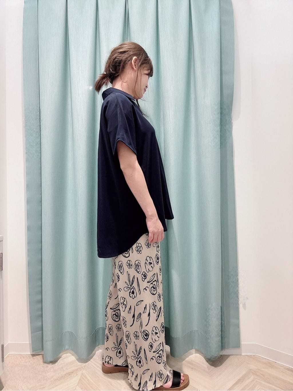 chn2さんの「SHOO･LA･RUE｜【洗える/S-LL/プチプラ】さらっとすっきりきれい見え スキッパーブラウス」を使ったコーディネート