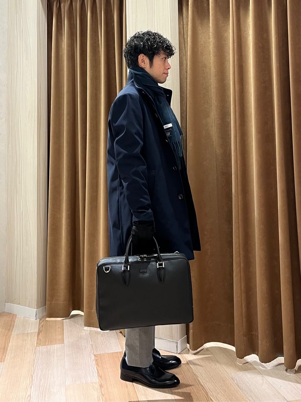 URAさんの「TAKEO KIKUCHI｜【全7サイズ&times;8色展開！】トップマルチヘリンボン パンツ」を使ったコーディネート
