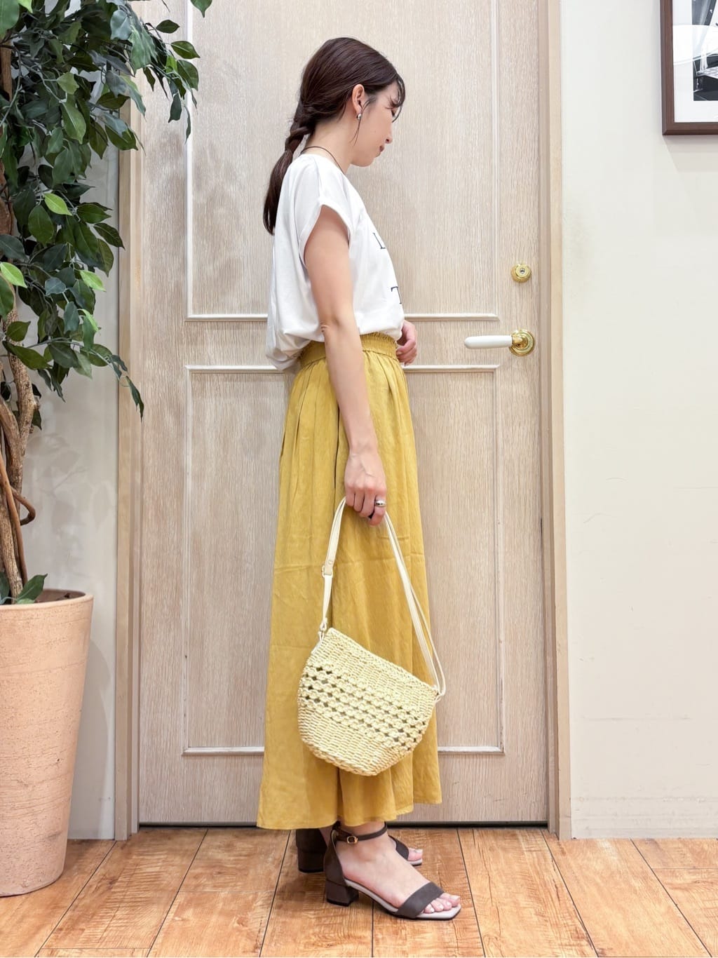 なみさんの「SHOO･LA･RUE｜【S-LL/裏地ひんやり】エアリーで涼やか 大人のシアースカーチョ」を使ったコーディネート