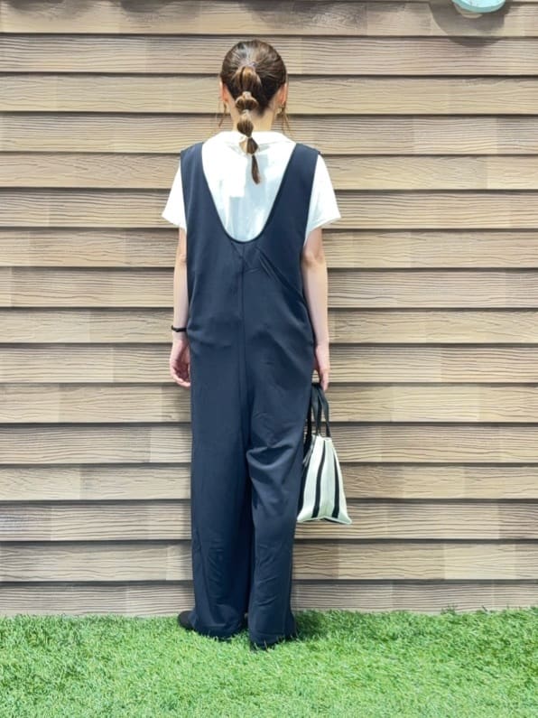 himiさんの「SHOO･LA･RUE｜【S-LL】こだわりの襟バランスが大人かわいい ボックスシルエットトップス」を使ったコーディネート