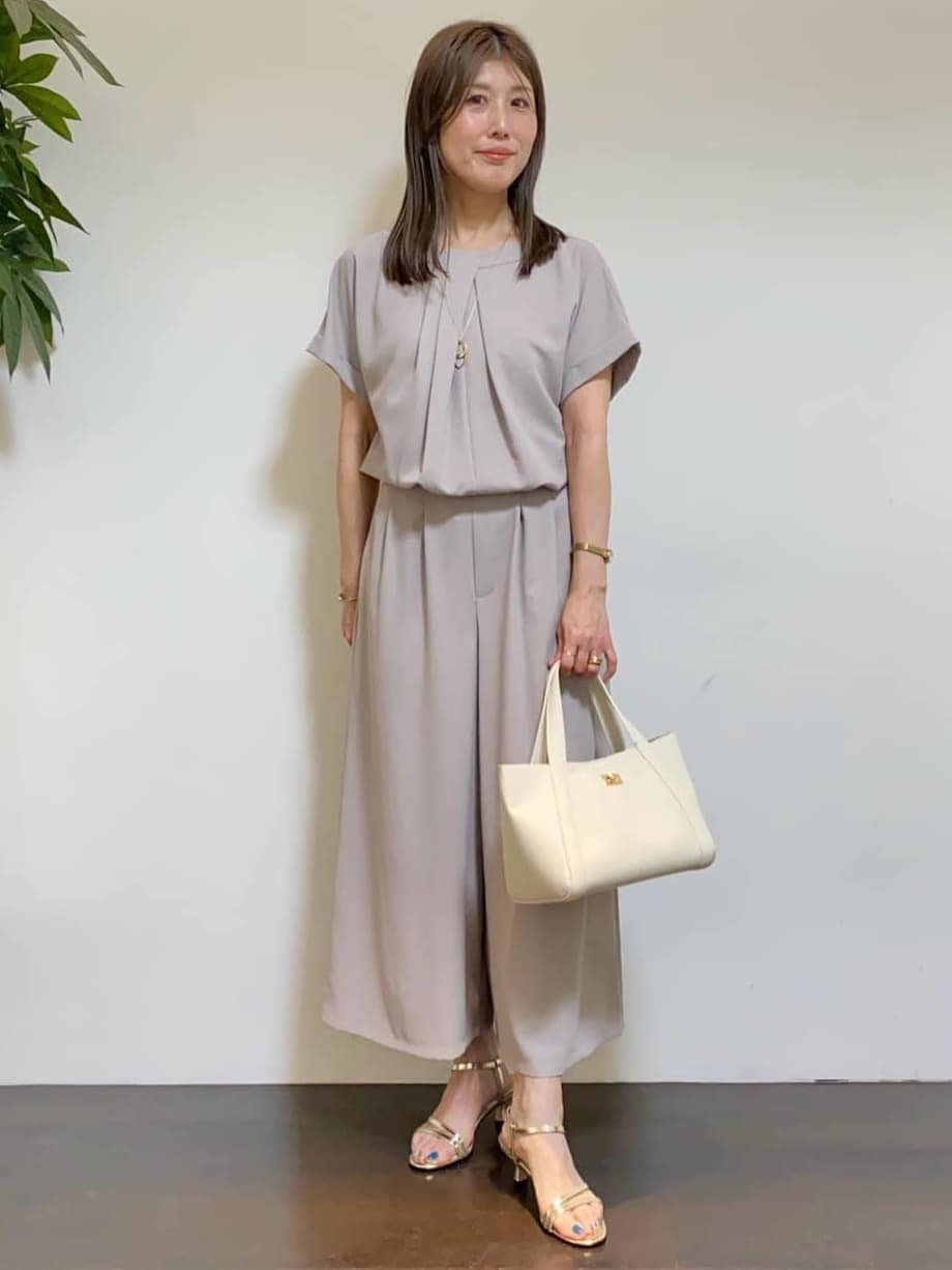 tomoさんの「UNTITLED｜◆ビッグトップネックレス」を使ったコーディネート
