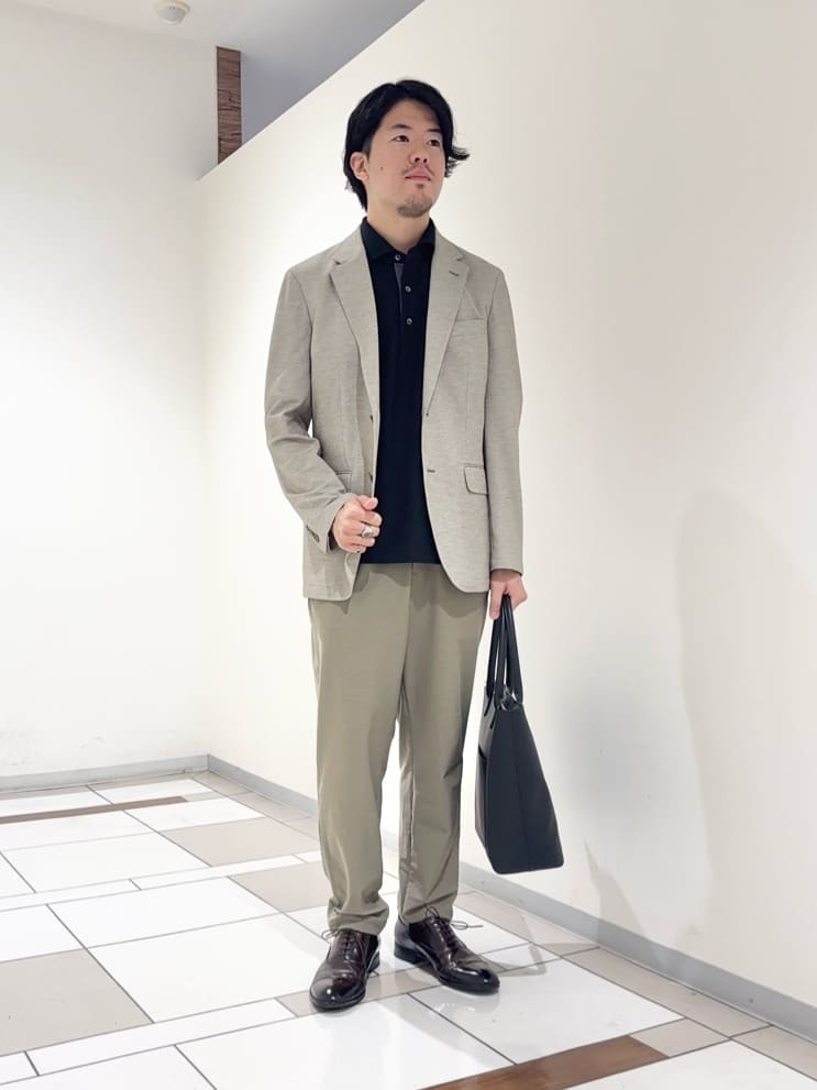 及川さんの「TAKEO KIKUCHI｜【抗菌防臭／9色5サイズ展開】ハニカムメランジ ポロシャツ」を使ったコーディネート