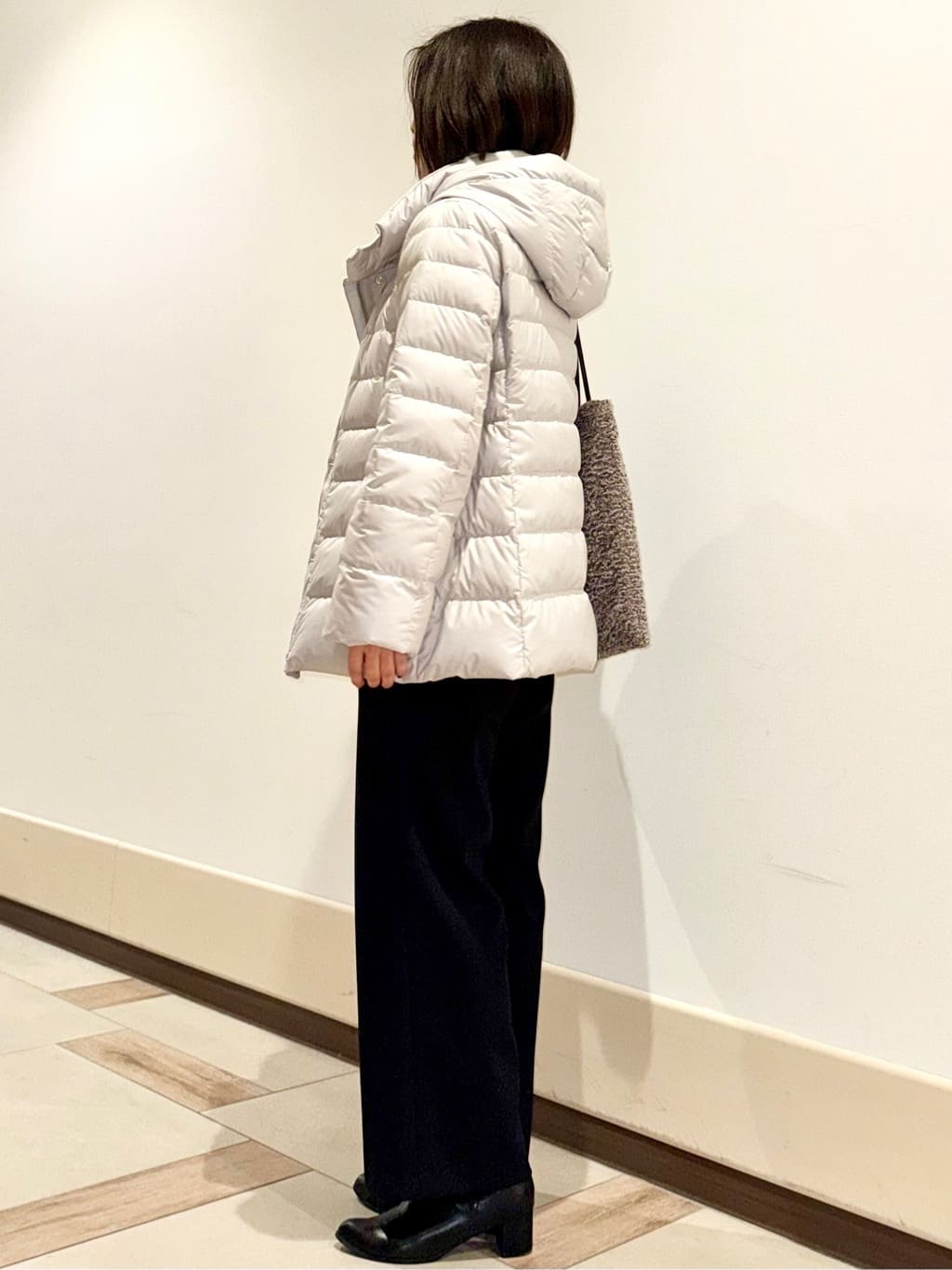 kaeさんの「Reflect｜【ウエスト総ゴム／セットアップ可】フルレングスストレートパンツ」を使ったコーディネート