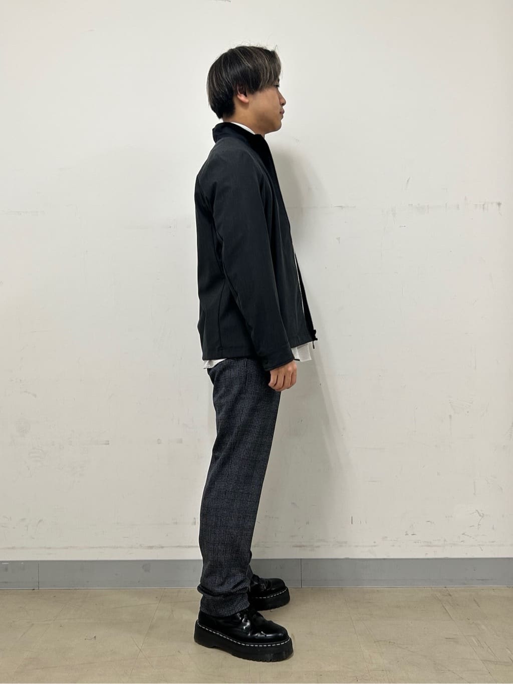 Hiroさんの「TAKEO KIKUCHI｜【抗菌防臭/シーズンレス】シアサッカー ジャージシャツ」を使ったコーディネート