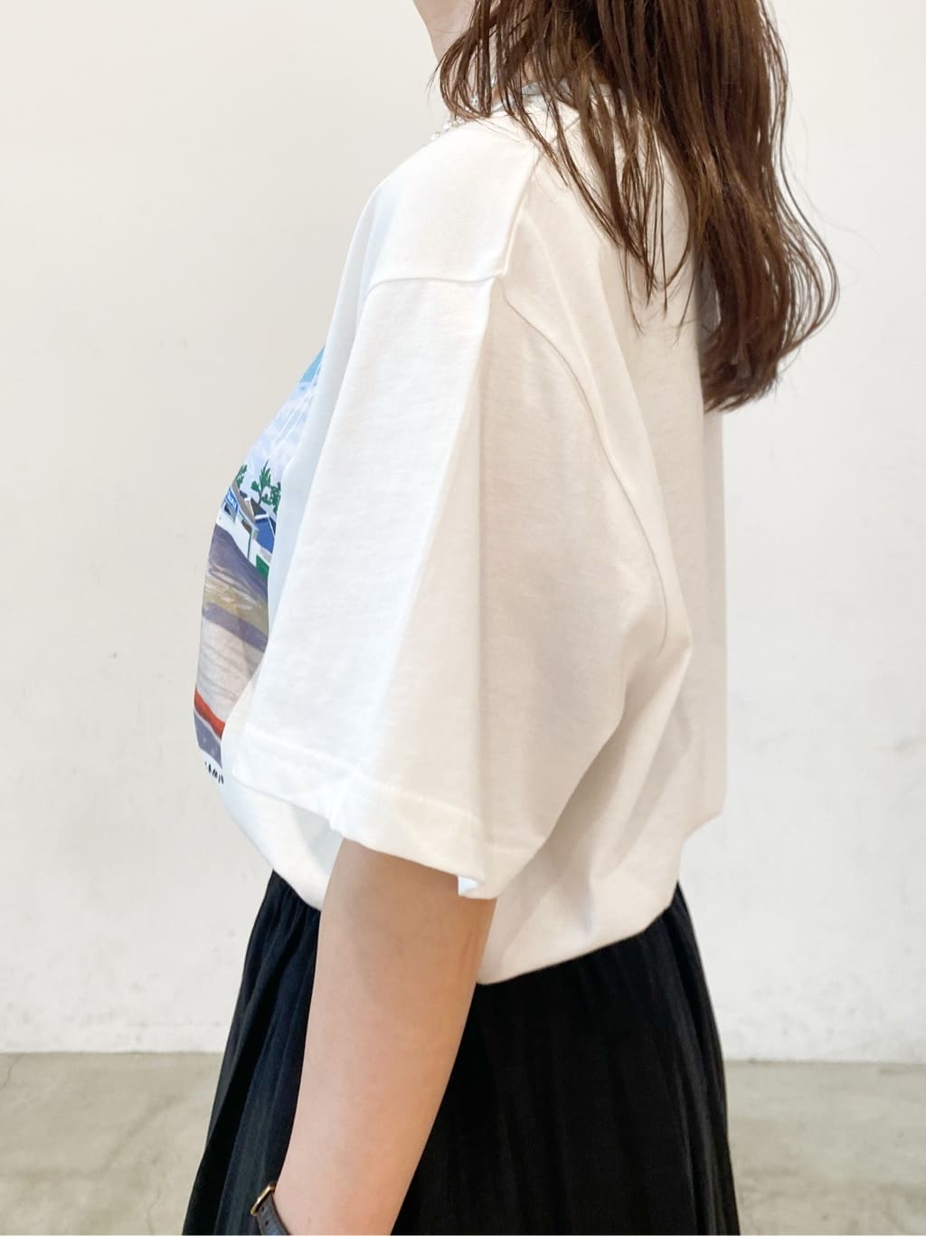 haruさんの「OPAQUE.CLIP｜風景イラストプリントTシャツ」を使ったコーディネート