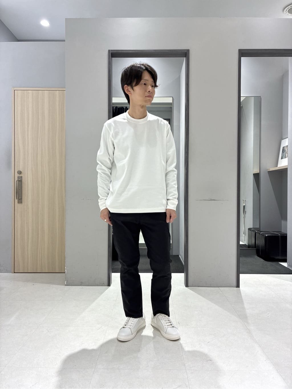 わいずみさんの「TAKEO KIKUCHI｜【JUST ONE LAYER】ダウンファブリック ジップアップ フード ブルゾン」を使ったコーディネート