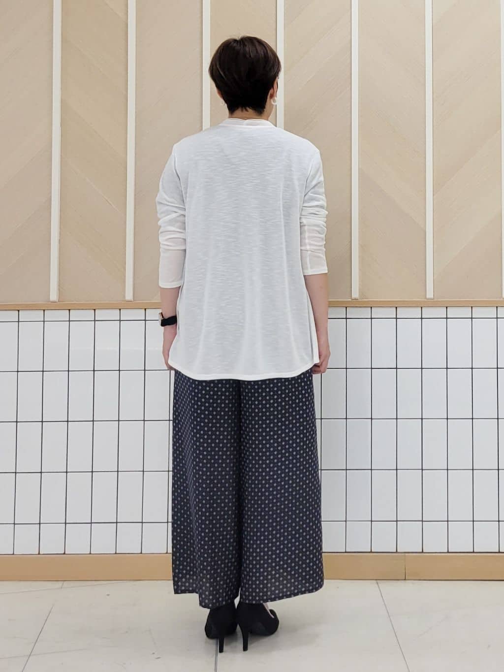 tomoさんの「COUP DE CHANCE｜【洗える】着流しカーディガン」を使ったコーディネート